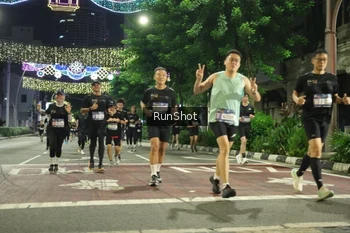 Runner Photo 4218954