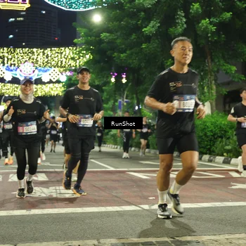 Runner Photo 4218968
