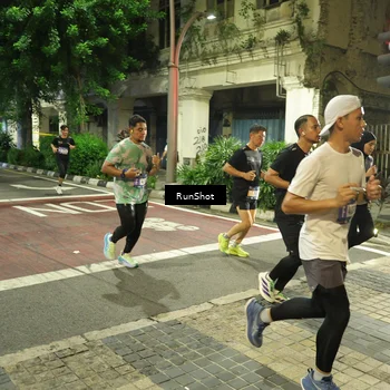 Runner Photo 4218969