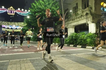 Runner Photo 4219104