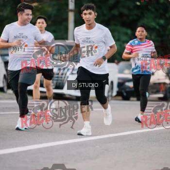 Runner Photo 421915