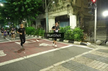 Runner Photo 4219222