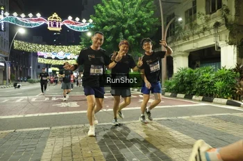Runner Photo 4219223