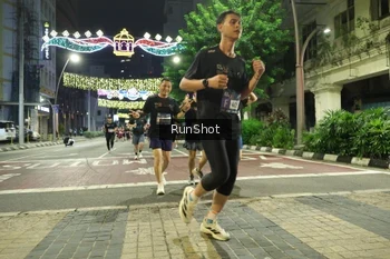 Runner Photo 4219224