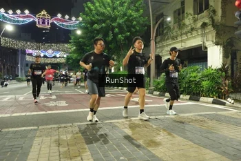 Runner Photo 4219261