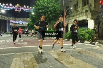 Runner Photo 4219266