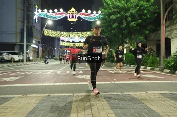 Runner Photo 4219297