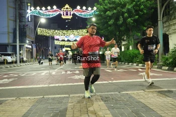Runner Photo 4219321