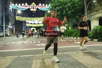 Runner Photo 4219326