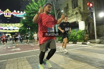 Runner Photo 4219333