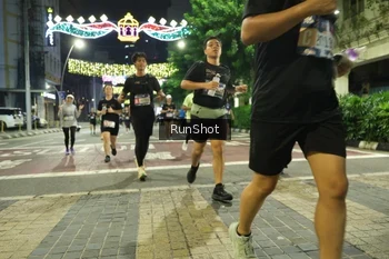 Runner Photo 4219421