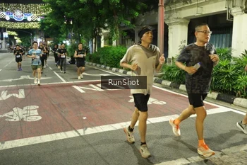 Runner Photo 4219433