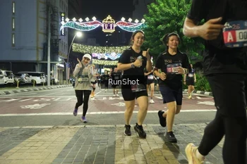Runner Photo 4219435