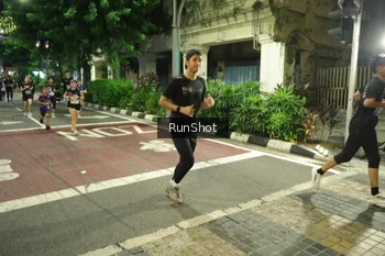 Runner Photo 4219441