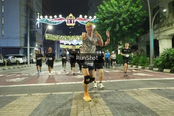 Runner Photo 4219472