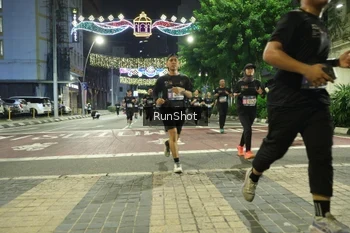 Runner Photo 4219552