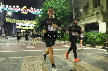 Runner Photo 4219564