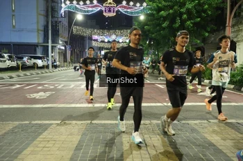 Runner Photo 4219746