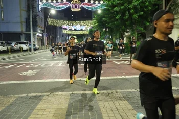 Runner Photo 4219749