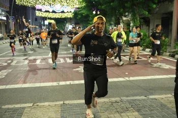 Runner Photo 4219770