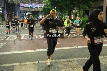 Runner Photo 4219771