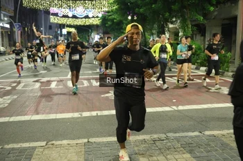 Runner Photo 4219773