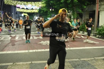 Runner Photo 4219777