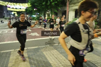 Runner Photo 4219947