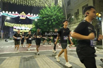 Runner Photo 4220381