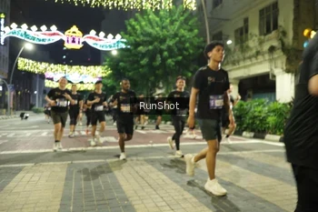 Runner Photo 4220384