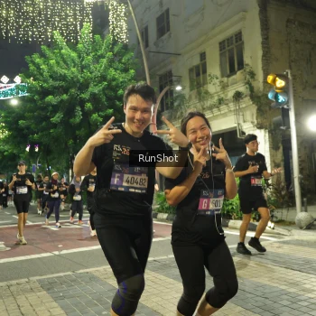 Runner Photo 4220503
