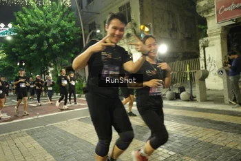 Runner Photo 4220513