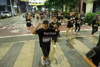 Runner Photo 4220615