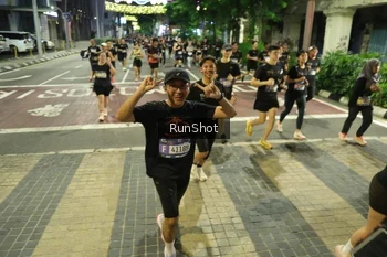 Runner Photo 4220620