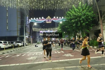 Runner Photo 4220740