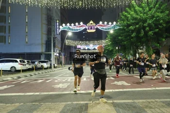 Runner Photo 4220766