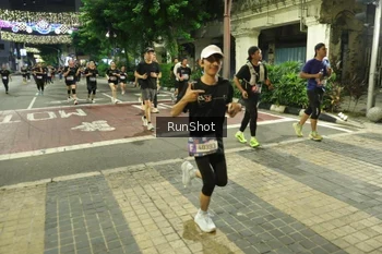 Runner Photo 4220855