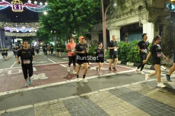 Runner Photo 4220931