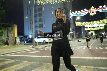 Runner Photo 4221066