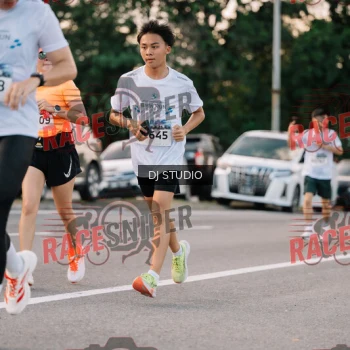 Runner Photo 422144