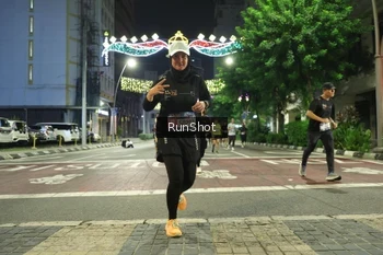 Runner Photo 4221485