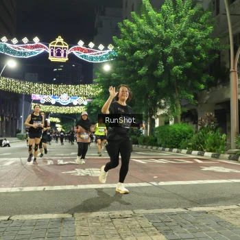 Runner Photo 4221509