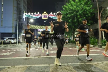 Runner Photo 4221609