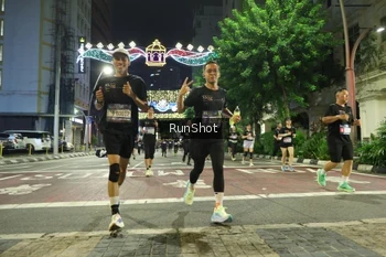 Runner Photo 4221612