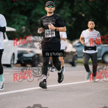 Runner Photo 422165