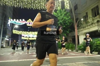 Runner Photo 4221759
