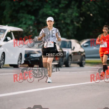 Runner Photo 422176