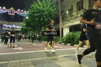 Runner Photo 4221781