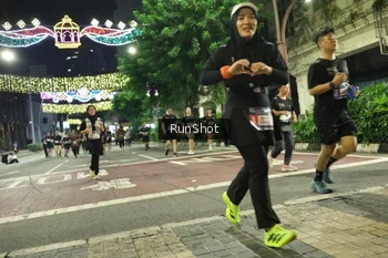 Runner Photo 4222057