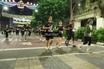 Runner Photo 4222331